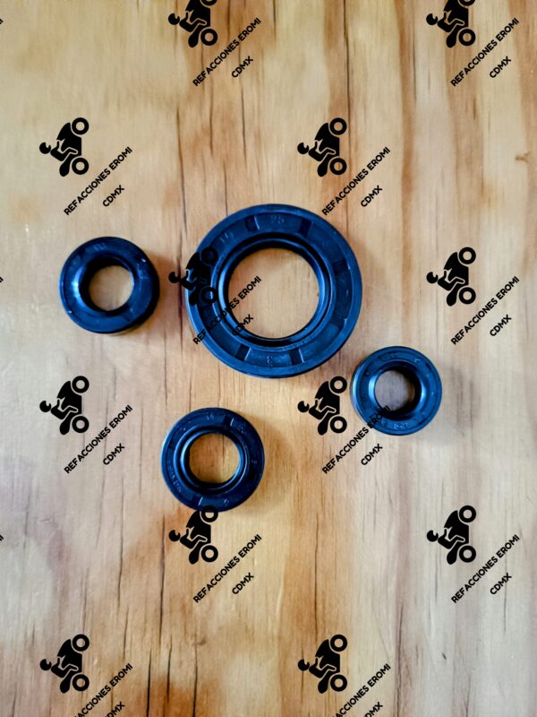 Juego de 4 retenes para motor virago vstar 250